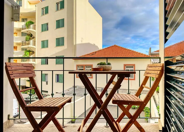 Cantinho Da Elvira, A In Madeira Lägenhet